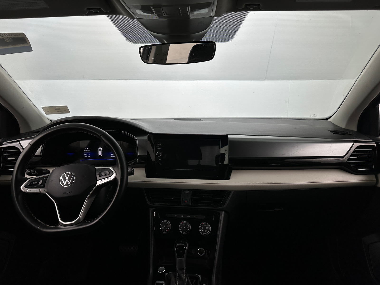 Thumbnail: 2025 Volkswagen Taos - 3