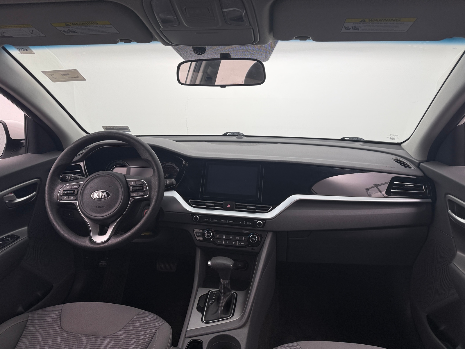 Thumbnail: 2021 Kia Niro - 3