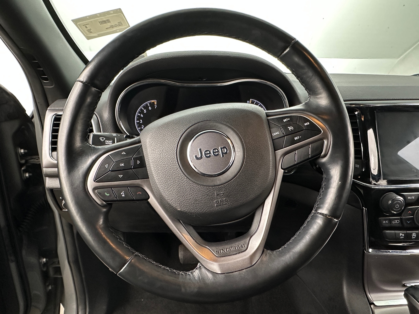 Thumbnail: 2021 Jeep Grand Cherokee - 5