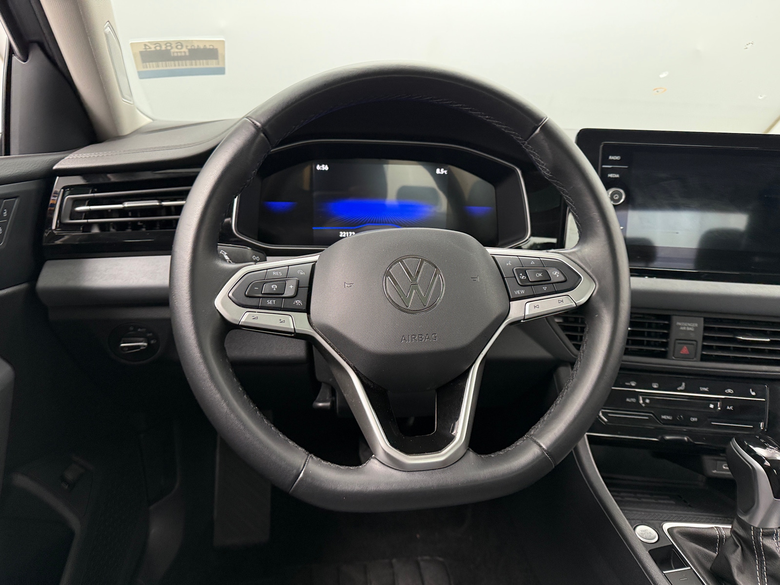 Thumbnail: 2025 Volkswagen Jetta - 4