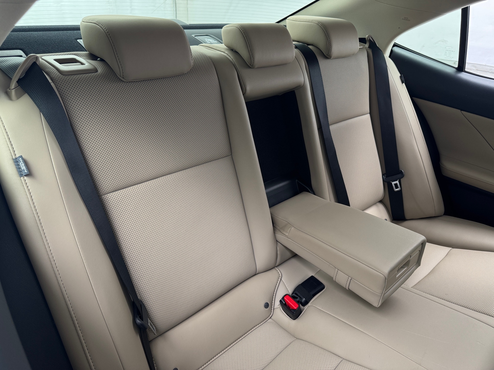 Thumbnail: 2017 Lexus IS - 5