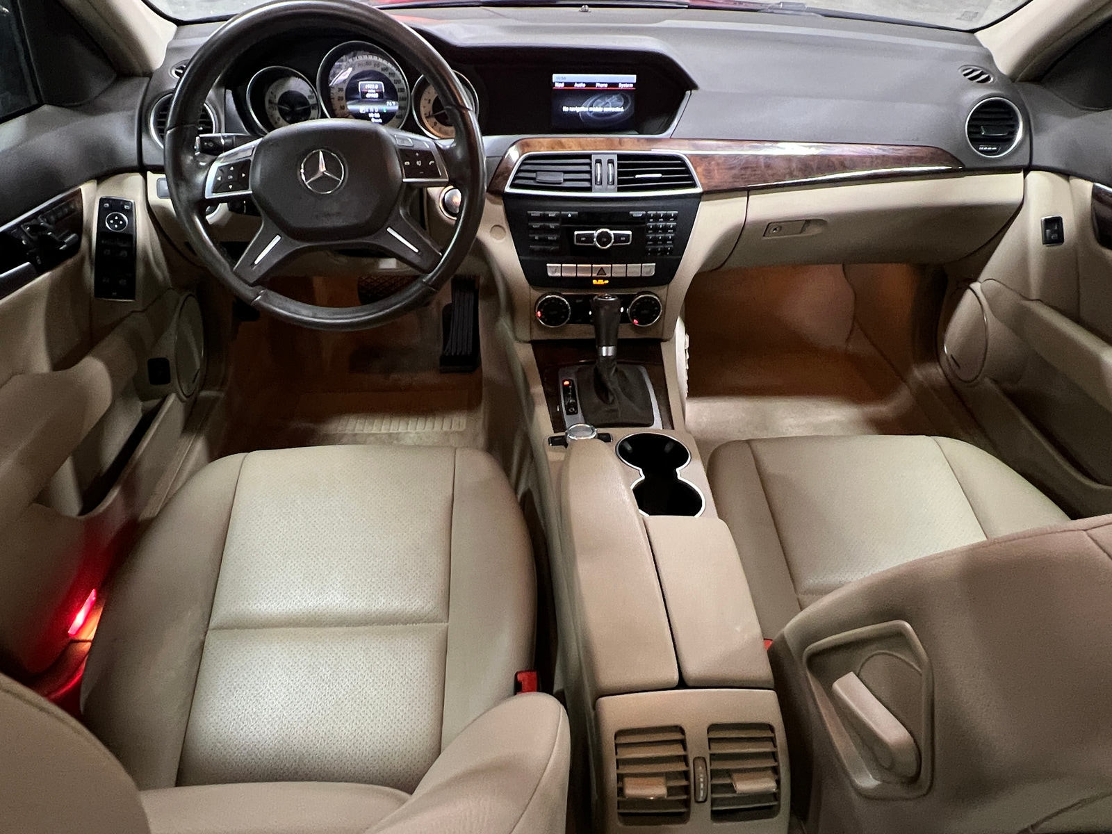 Thumbnail: 2013 Mercedes-Benz C-Class - 2