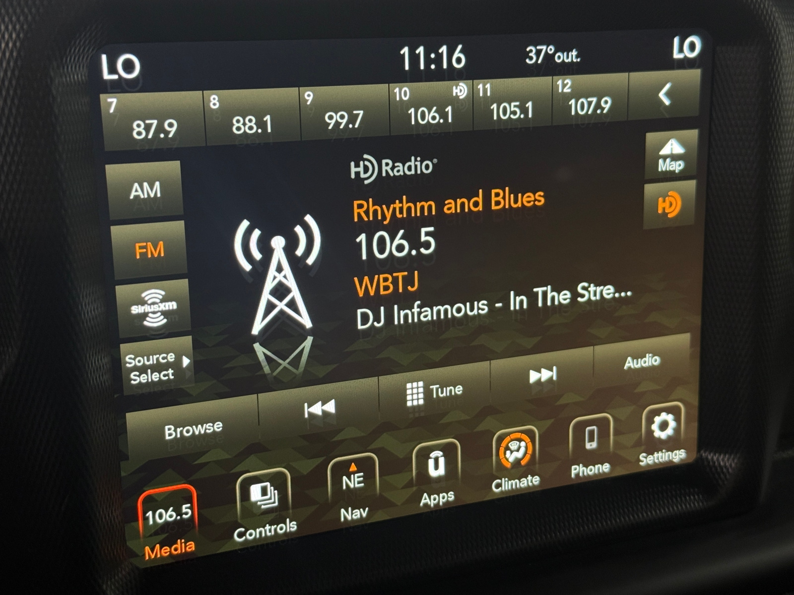 Thumbnail: 2023 Jeep Gladiator - 4