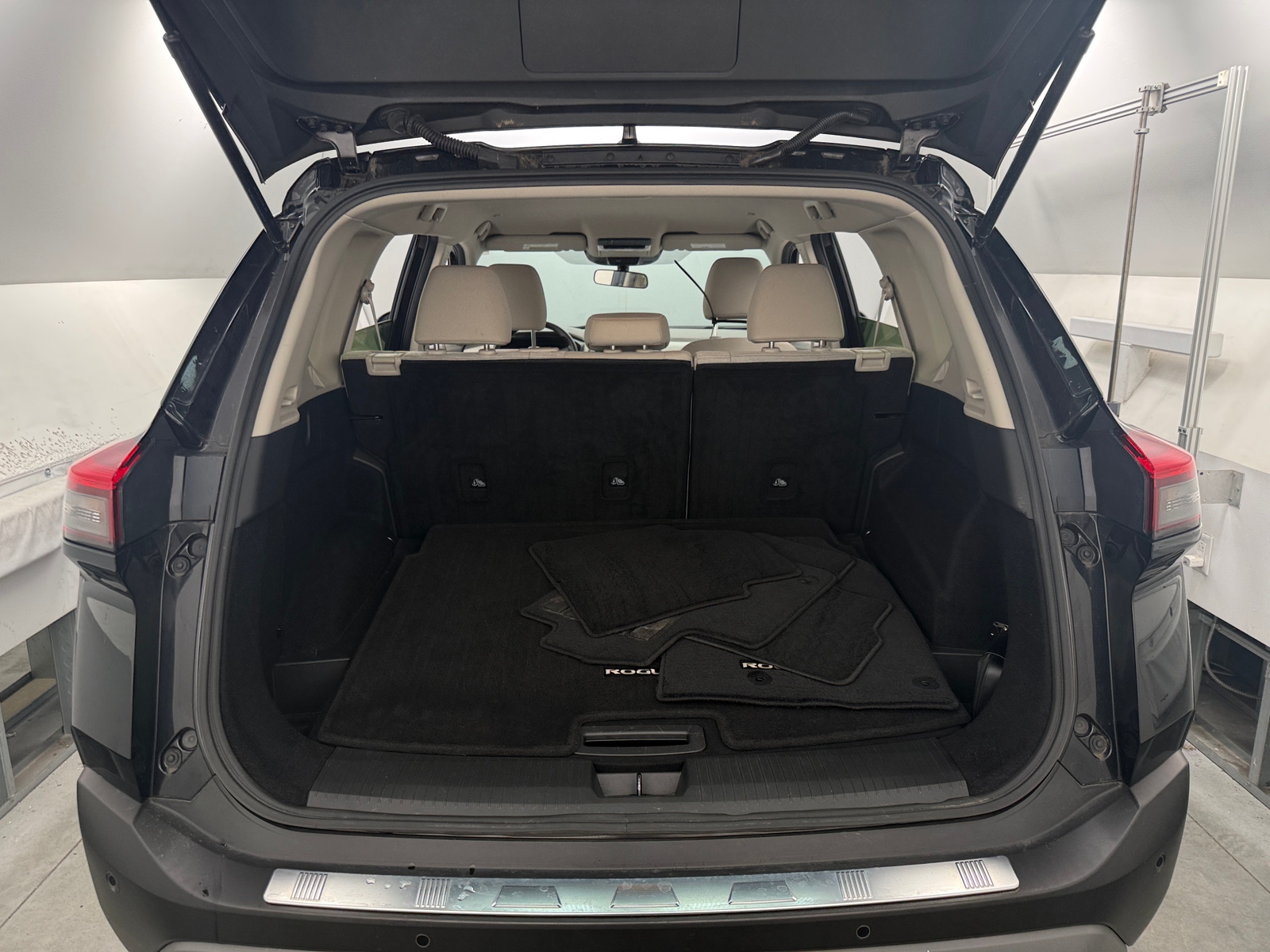 Thumbnail: 2023 Nissan Rogue - 7