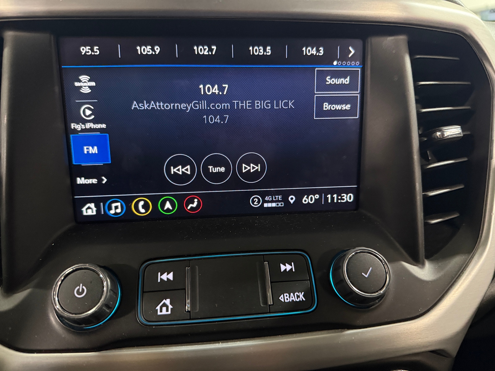 Thumbnail: 2023 GMC Acadia - 4