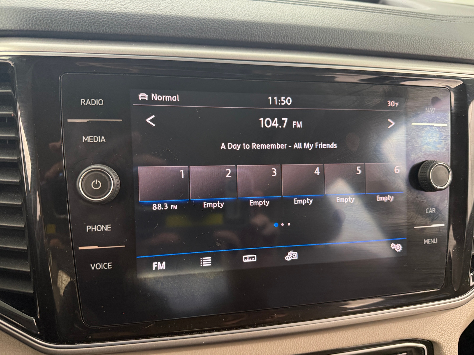 Thumbnail: 2019 Volkswagen Atlas - 3