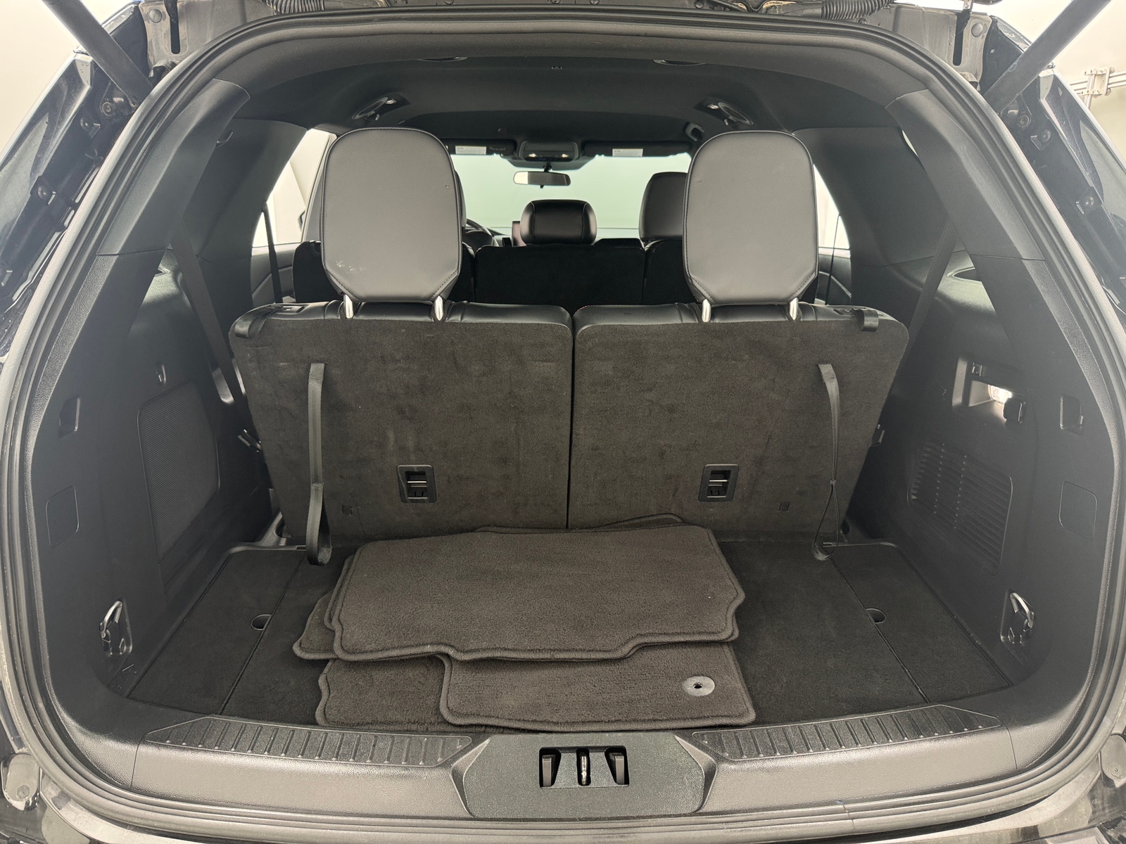 Thumbnail: 2025 Ford Explorer - 7