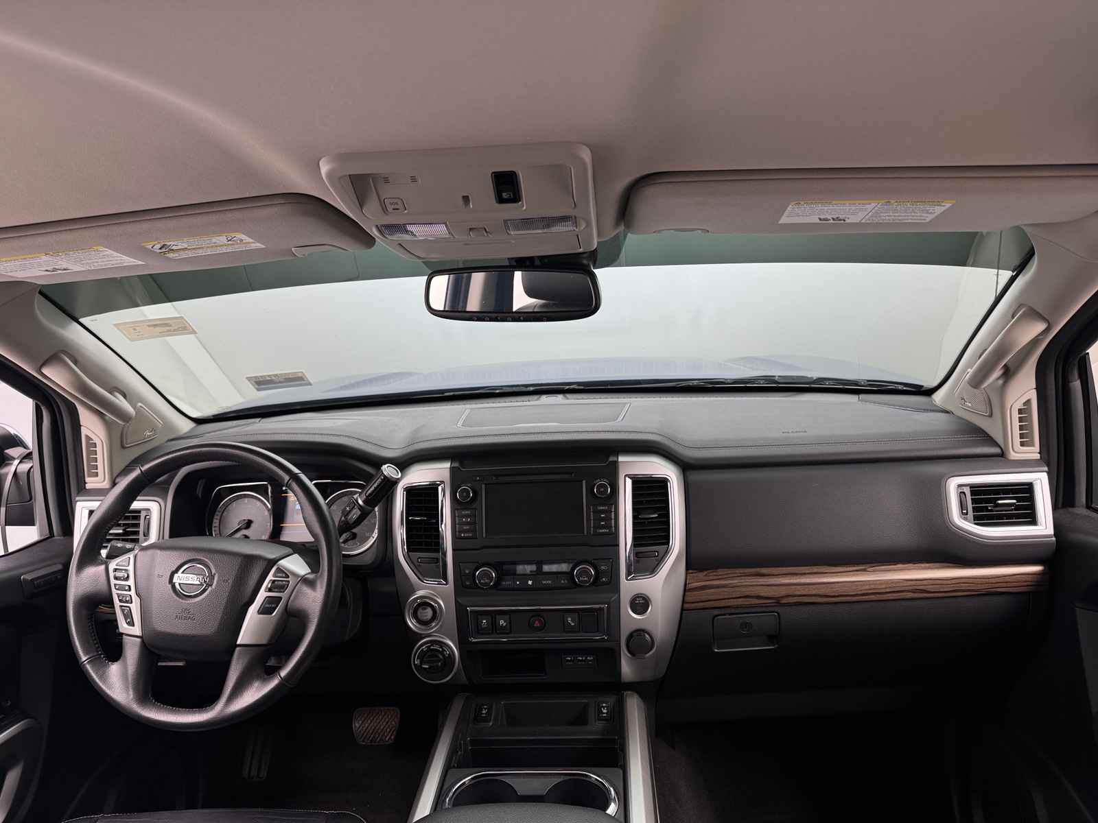 Thumbnail: 2019 Nissan Titan - 2