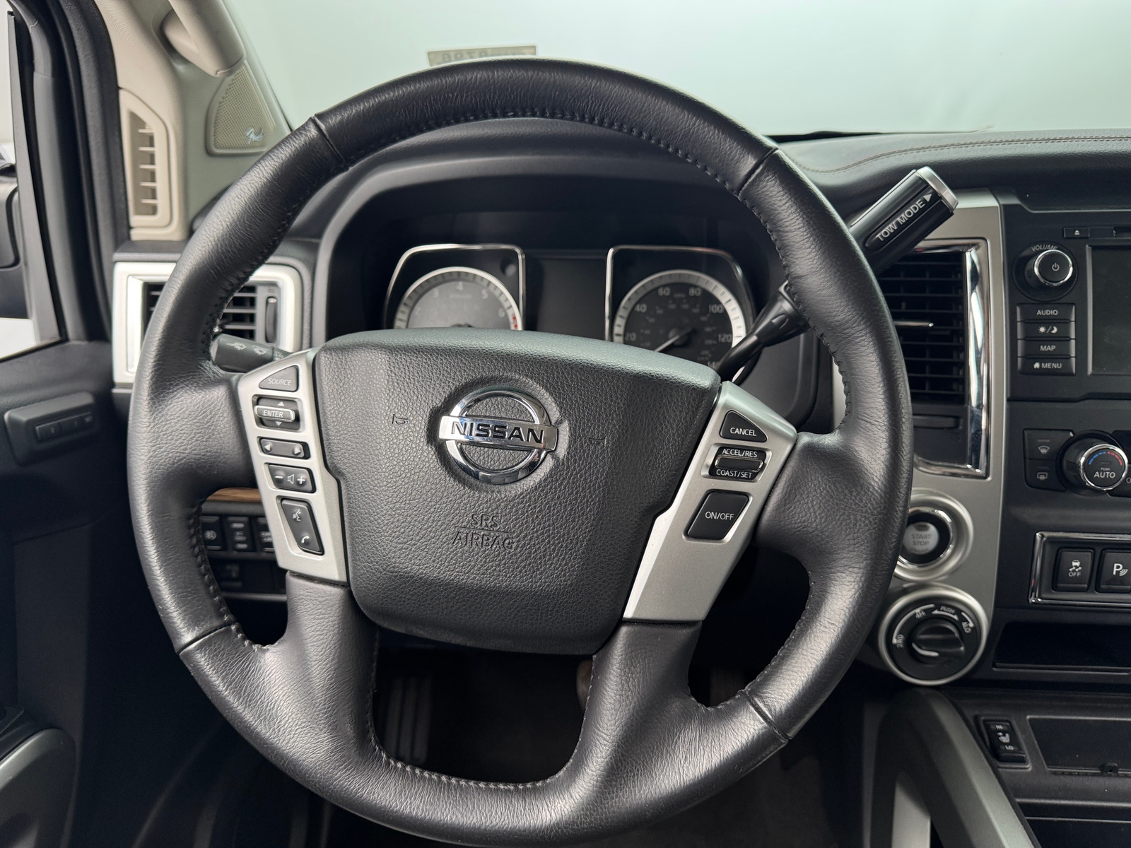 Thumbnail: 2019 Nissan Titan - 4