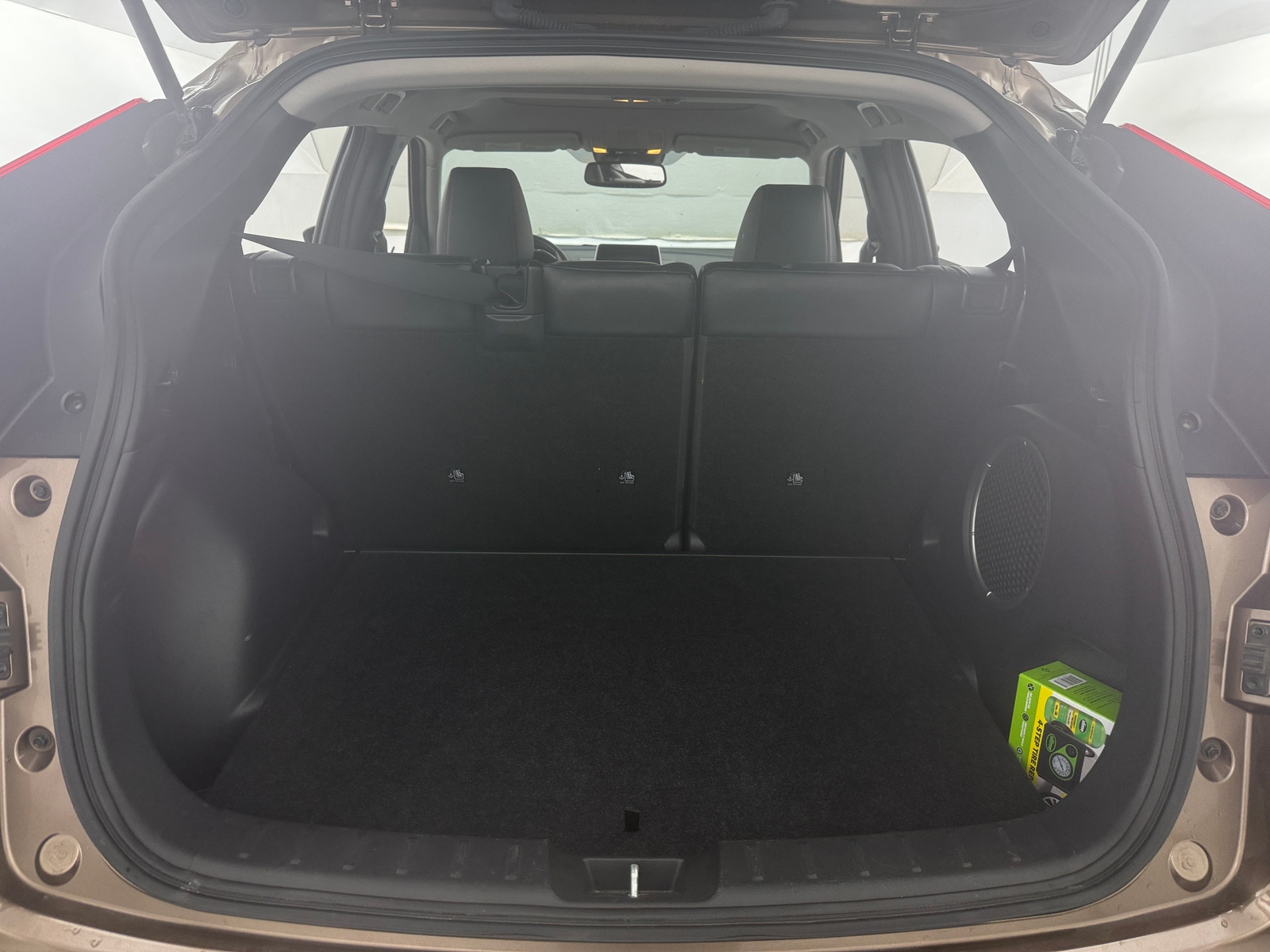 Thumbnail: 2018 Mitsubishi Eclipse Cross - 6