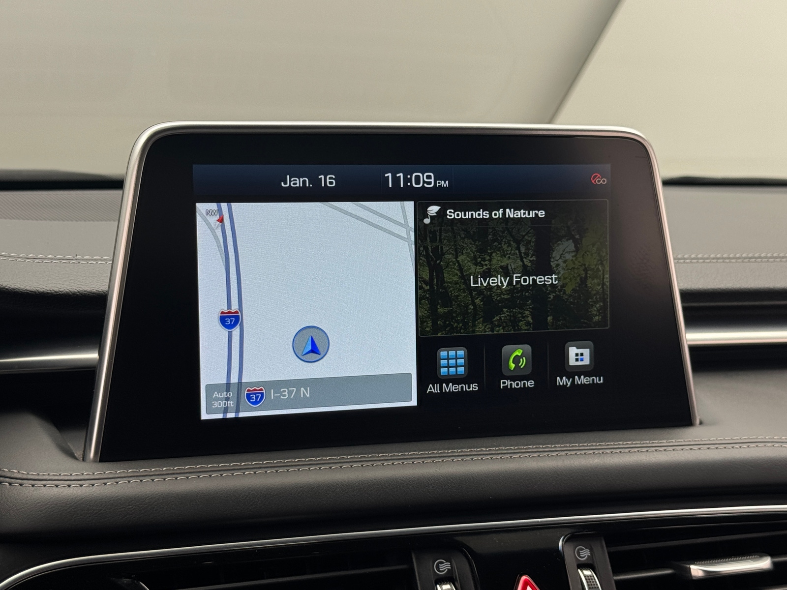 Thumbnail: 2021 Genesis G70 - 3