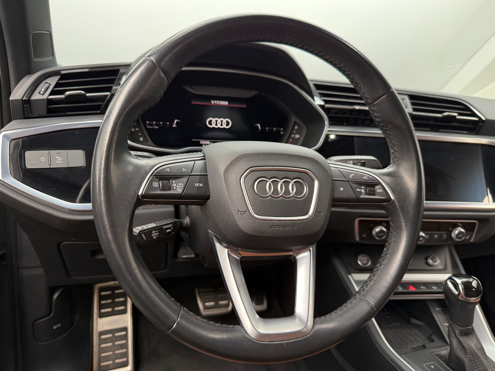 Thumbnail: 2020 Audi Q3 - 4