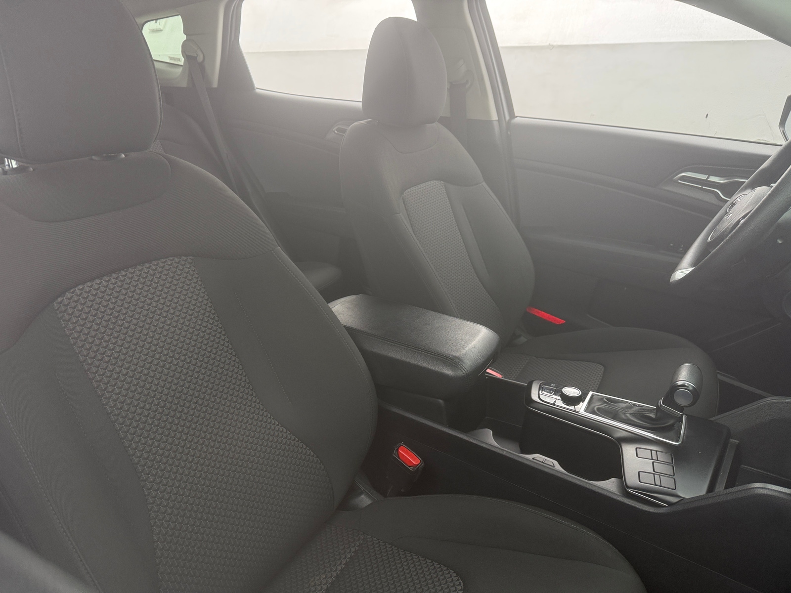 Thumbnail: 2024 Kia Sportage - 2