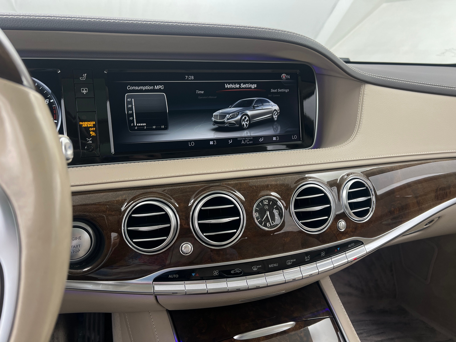 Thumbnail: 2015 Mercedes-Benz S-Class - 3
