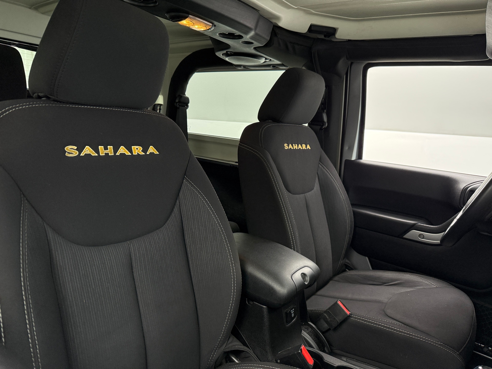 Thumbnail: 2014 Jeep Wrangler - 2