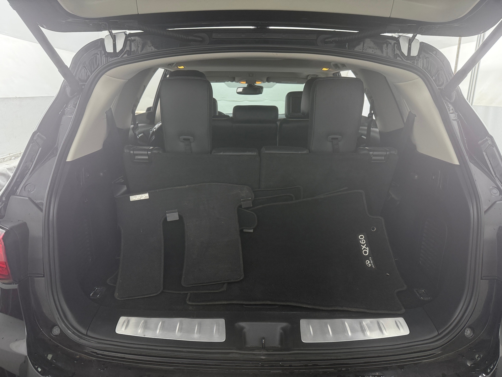 Thumbnail: 2020 INFINITI QX60 - 6