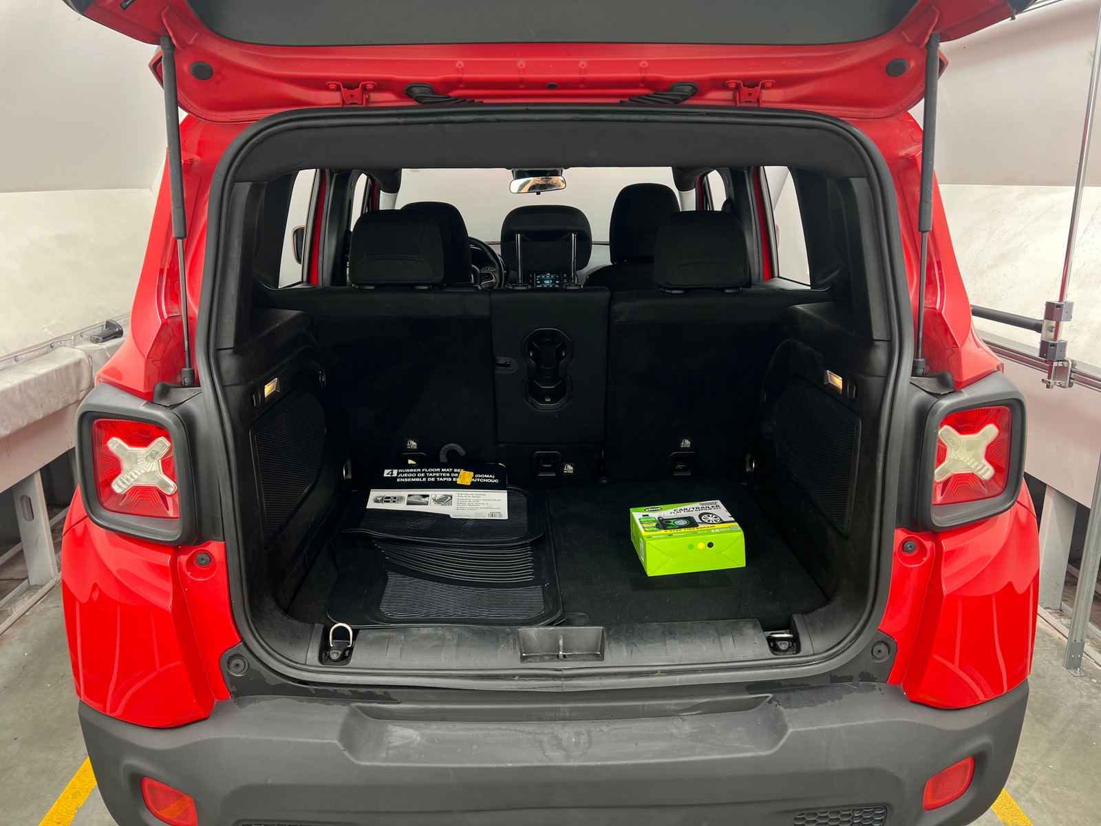 Thumbnail: 2015 Jeep Renegade - 7