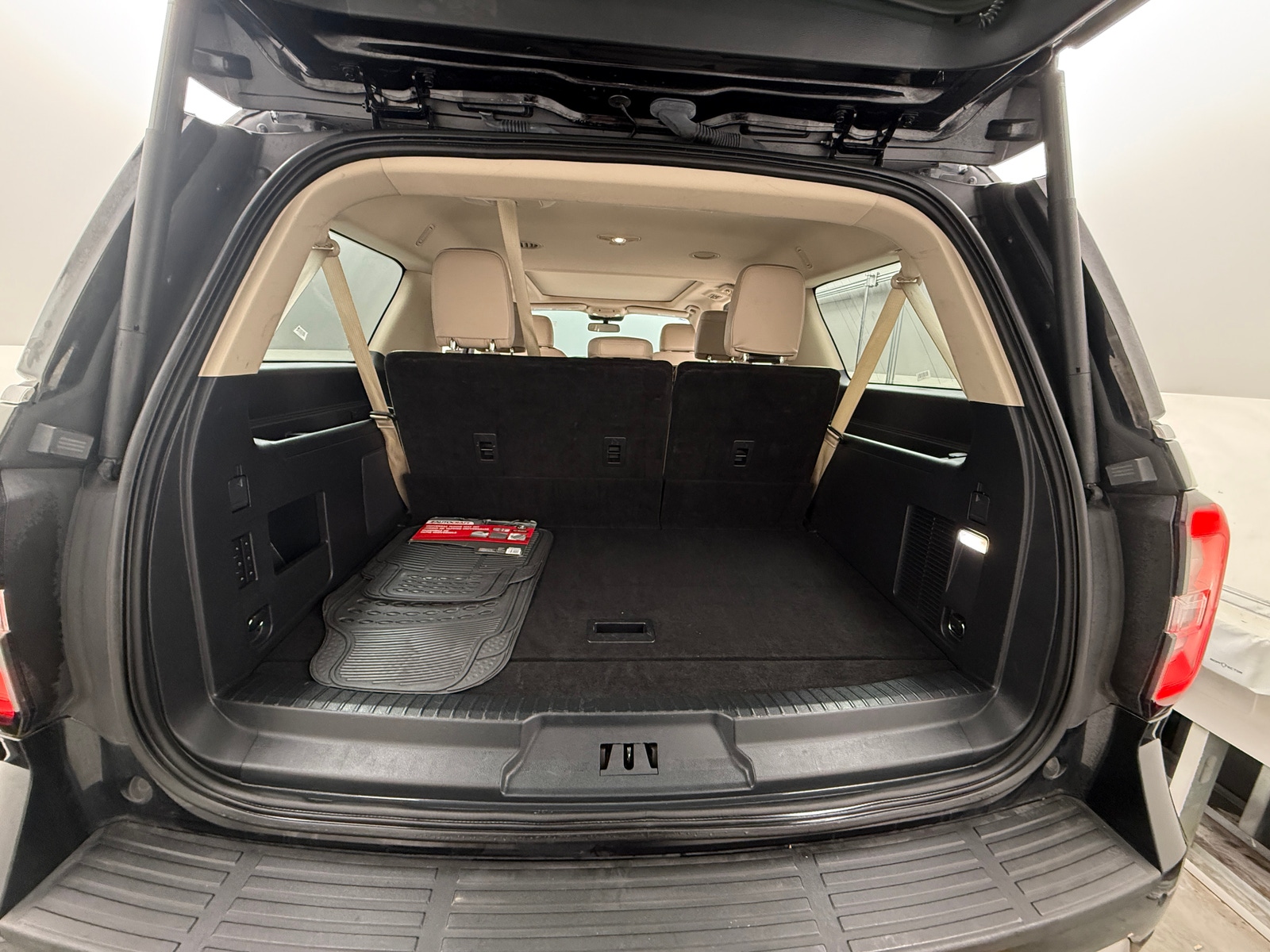 Thumbnail: 2023 Ford Expedition MAX - 6