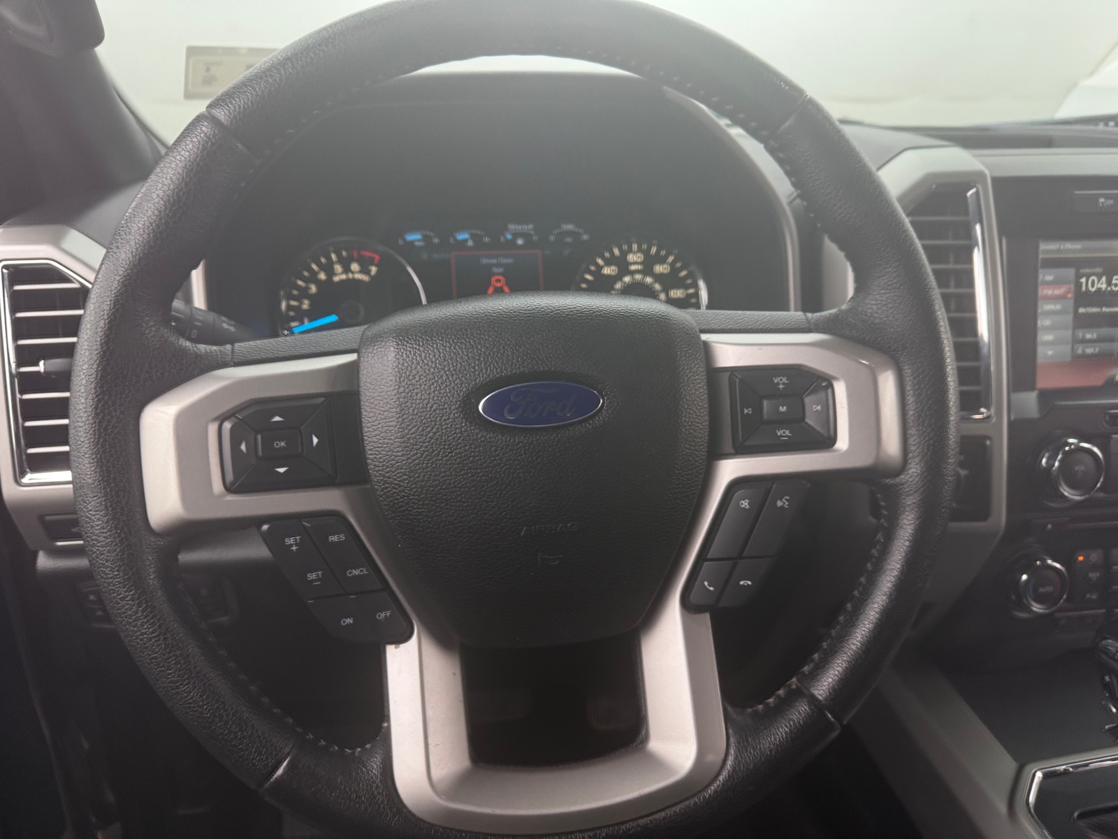 Thumbnail: 2015 Ford Econoline - 4