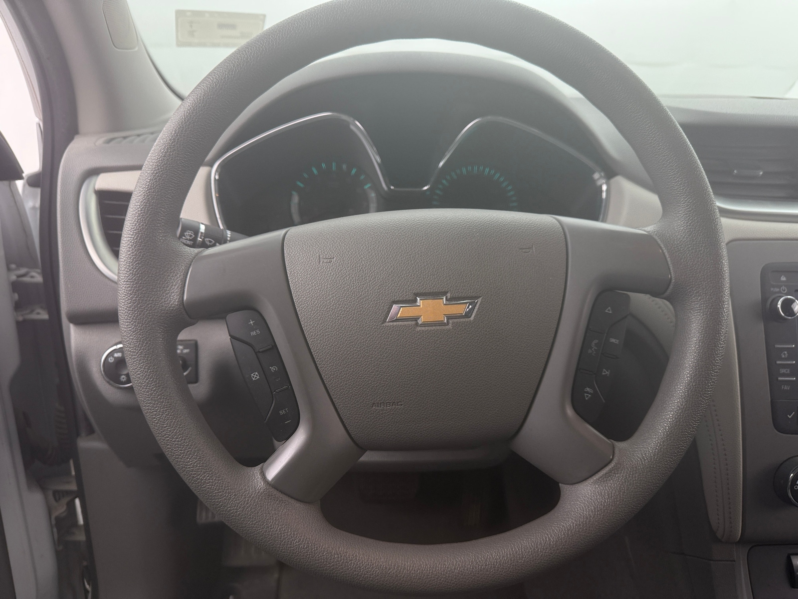 Thumbnail: 2017 Chevrolet Traverse - 5