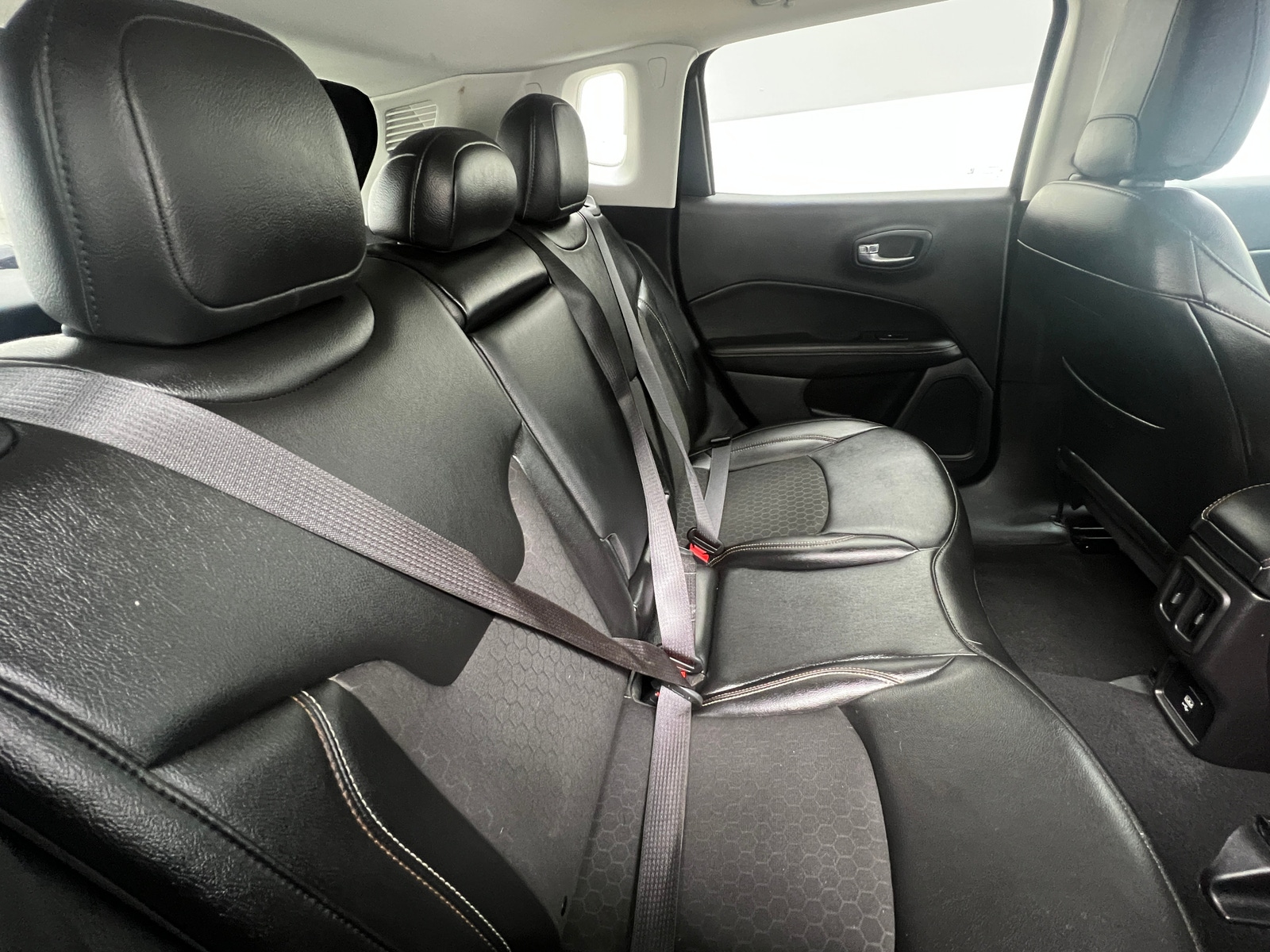 Thumbnail: 2020 Jeep Compass - 6