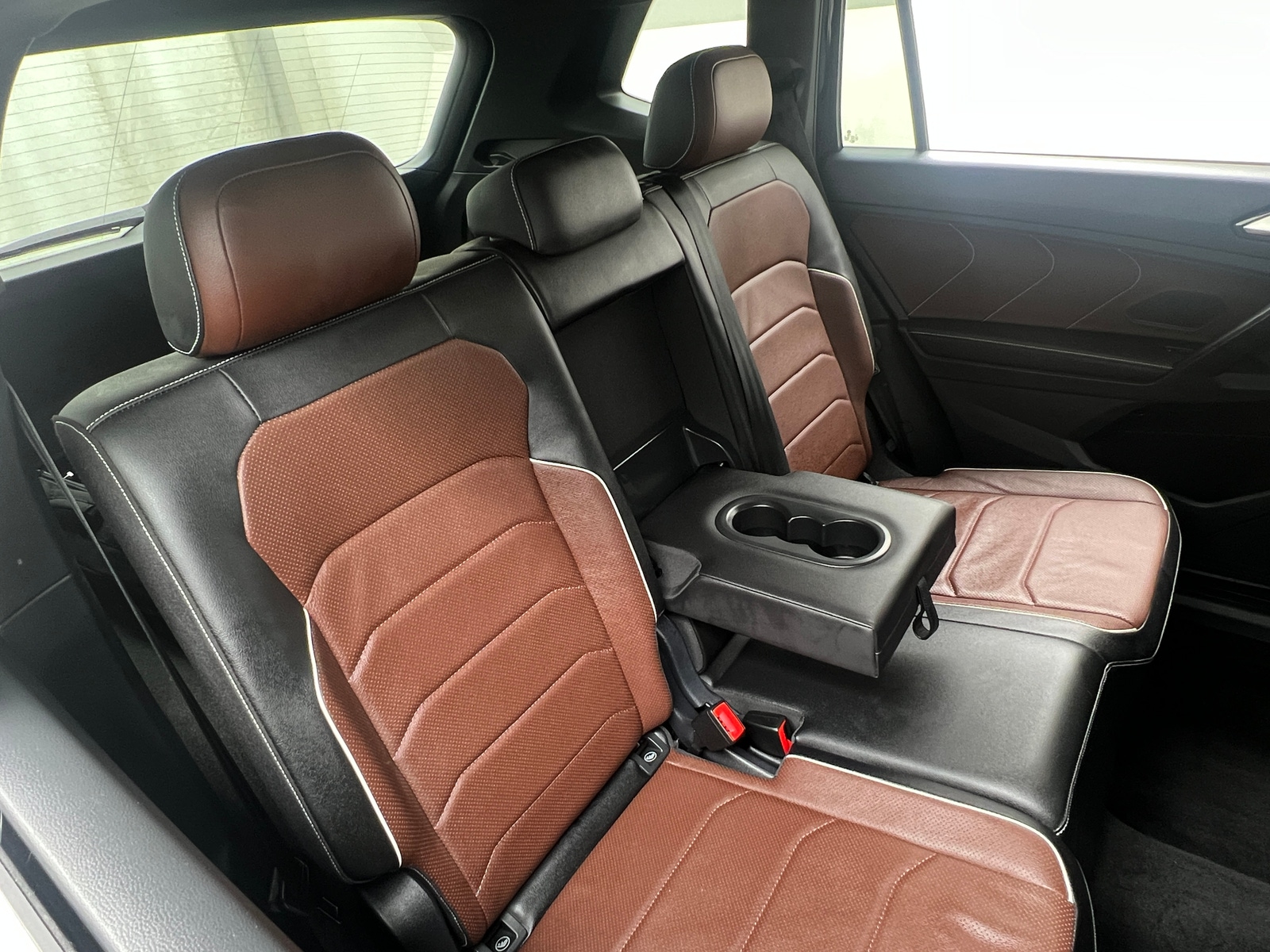 Thumbnail: 2022 Volkswagen Tiguan - 5