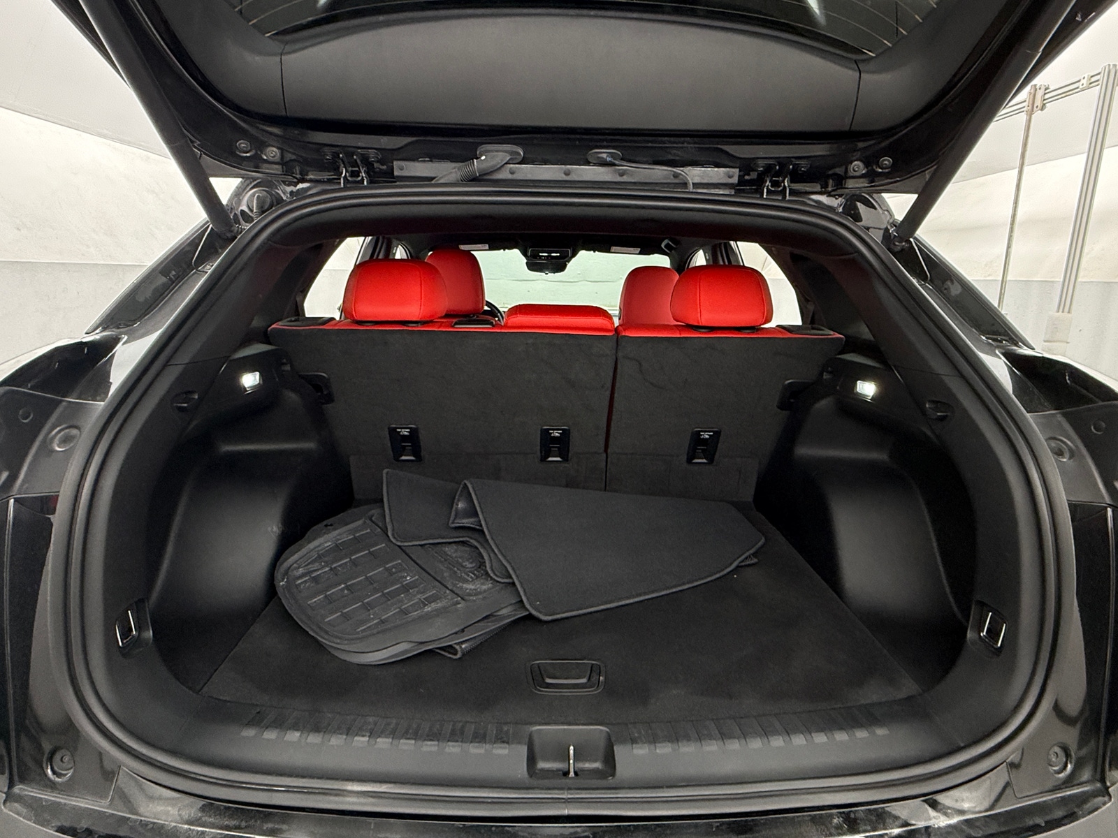 Thumbnail: 2024 Chevrolet Blazer EV - 6