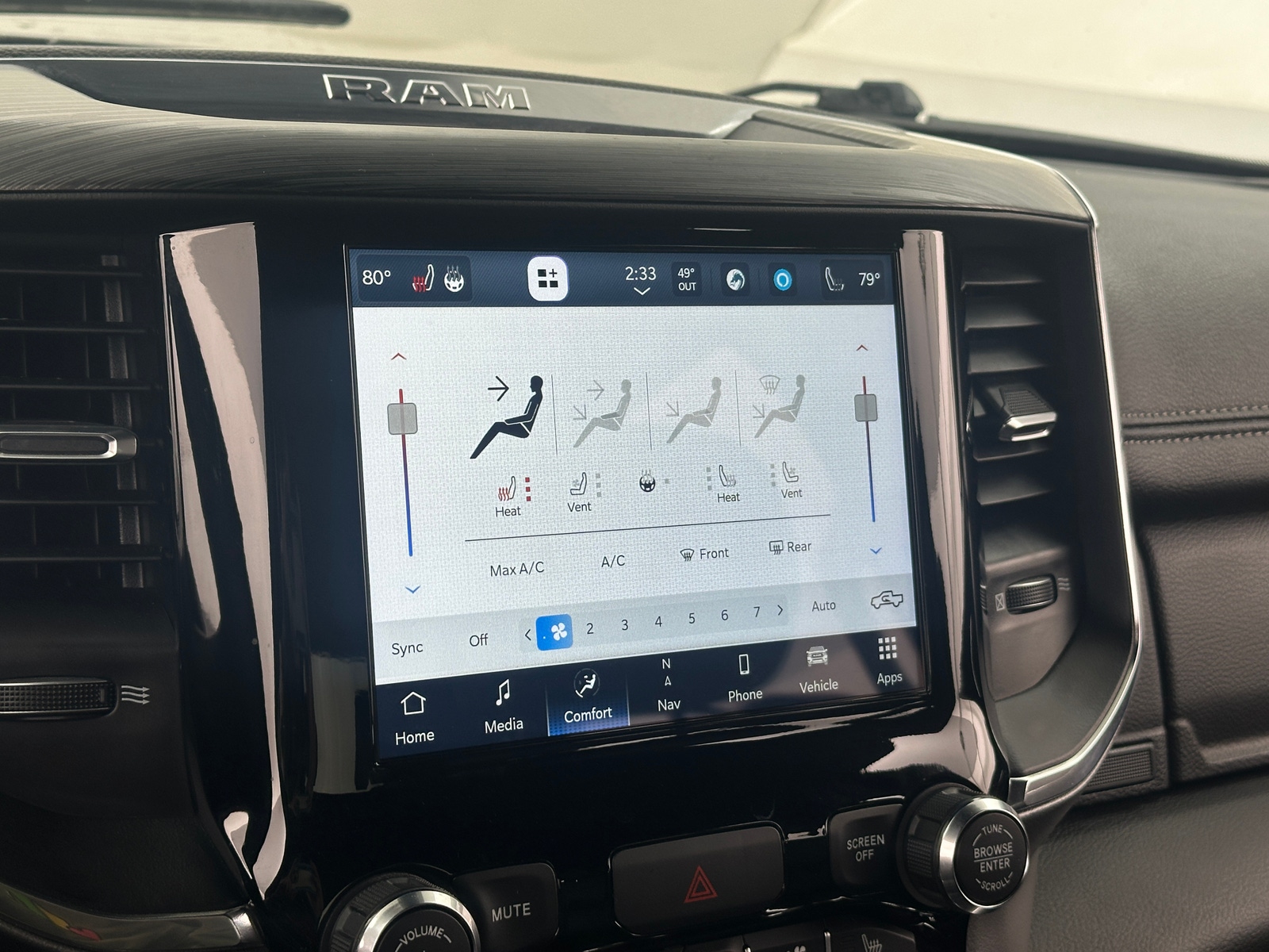 Thumbnail: 2024 RAM 1500 - 3