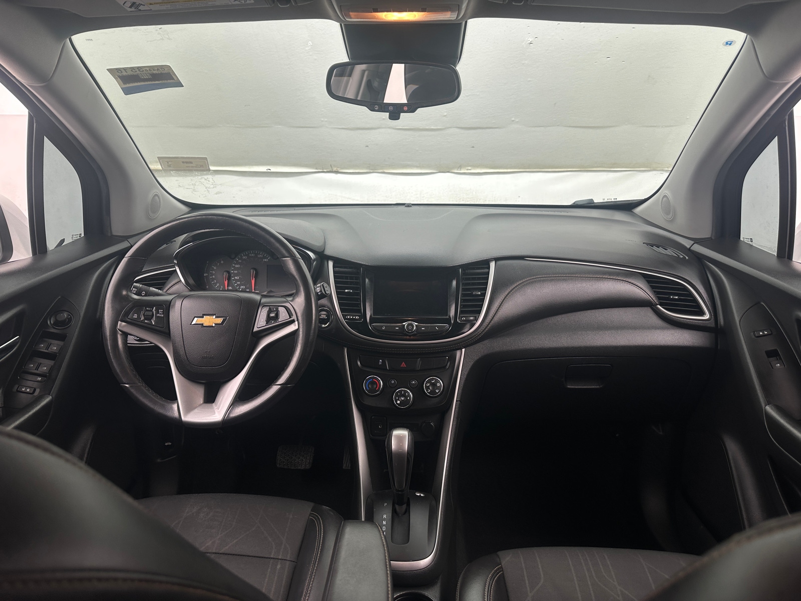 Thumbnail: 2022 Chevrolet Trax - 3