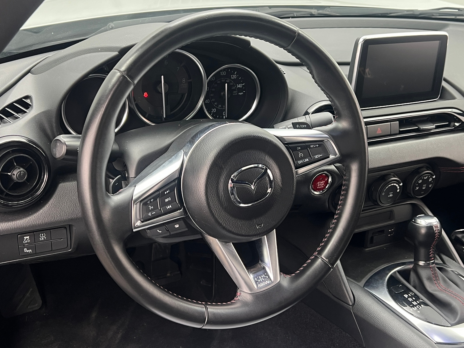 Thumbnail: 2017 Mazda MX-5 Miata - 5