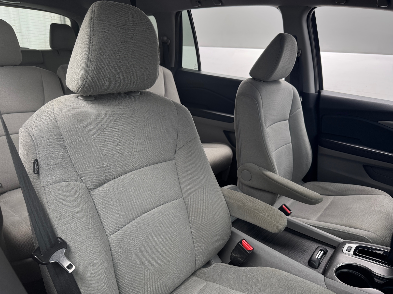 Thumbnail: 2018 Honda Pilot - 2