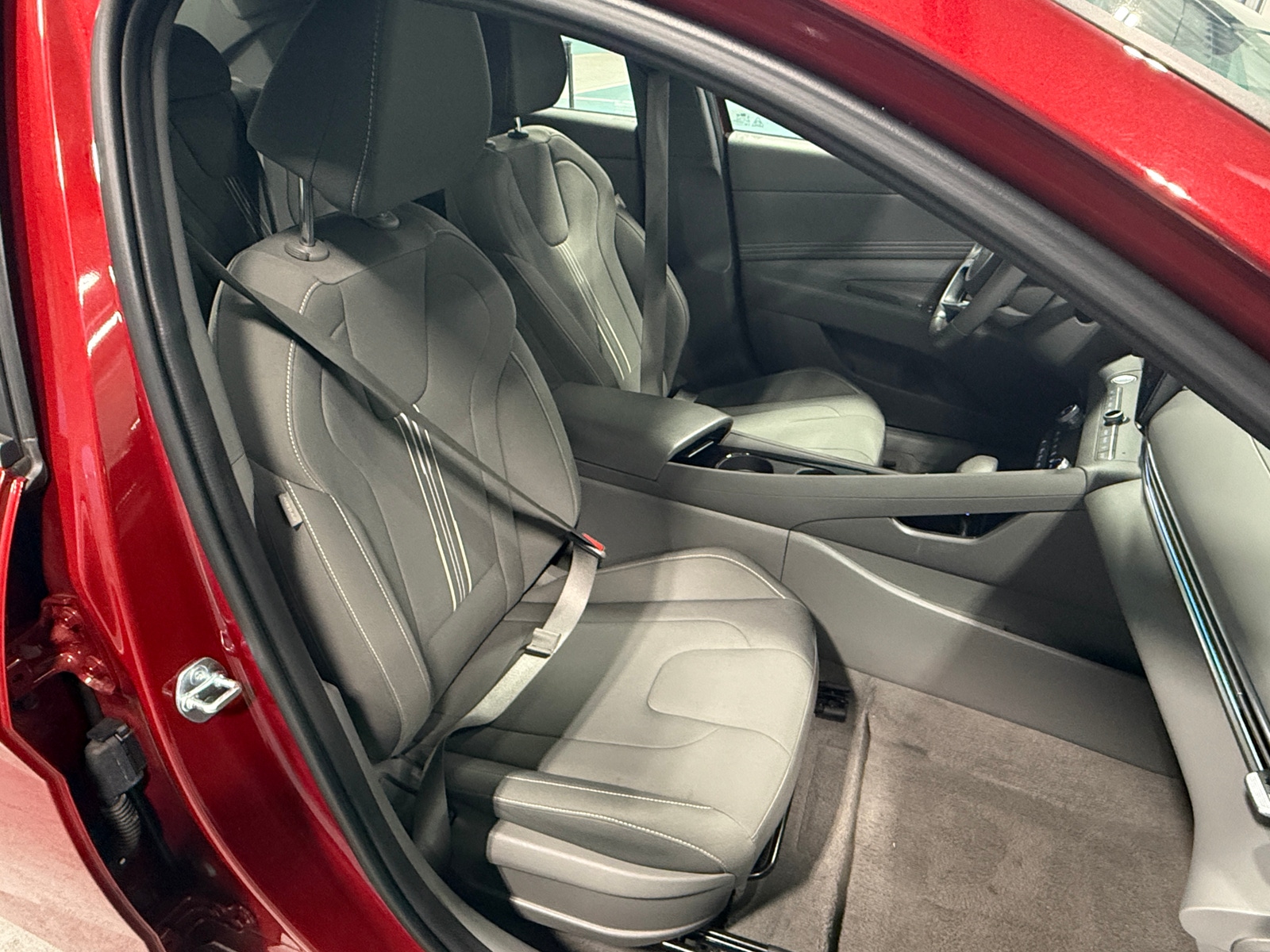 Thumbnail: 2025 Hyundai Elantra - 2