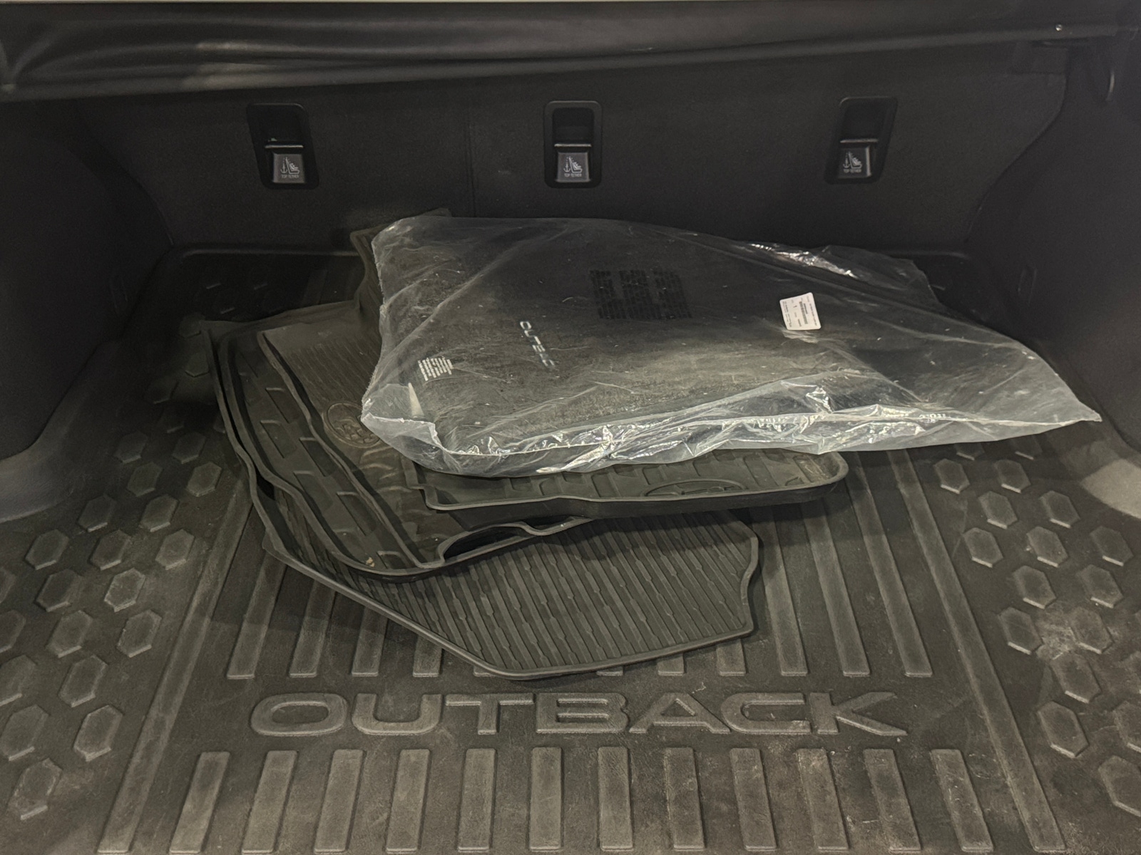 Thumbnail: 2020 Subaru Outback - 6