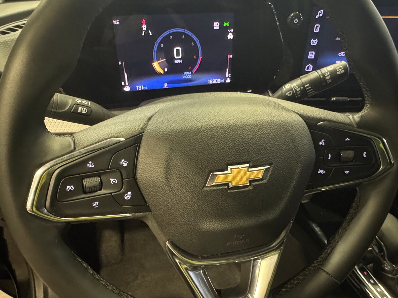 Thumbnail: 2025 Chevrolet Trax - 5