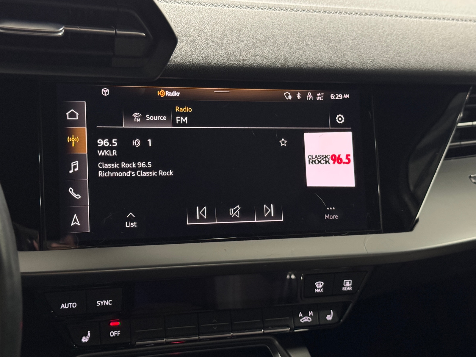 Thumbnail: 2022 Audi A3 - 3