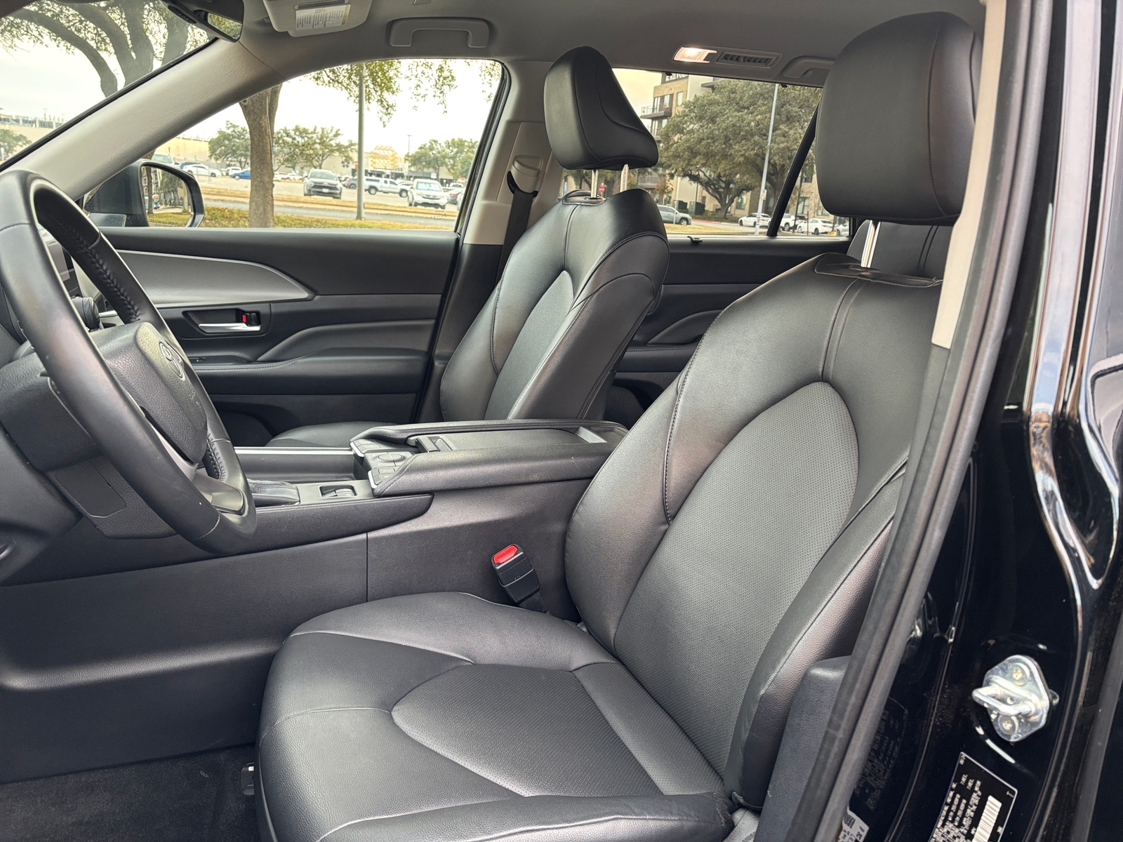 Thumbnail: 2024 Toyota Grand Highlander - 2