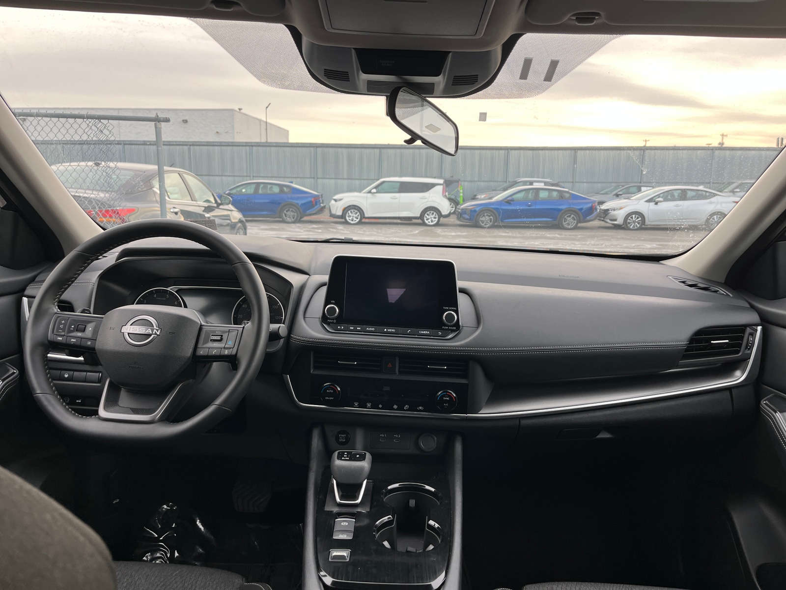 Thumbnail: 2025 Nissan Rogue - 3