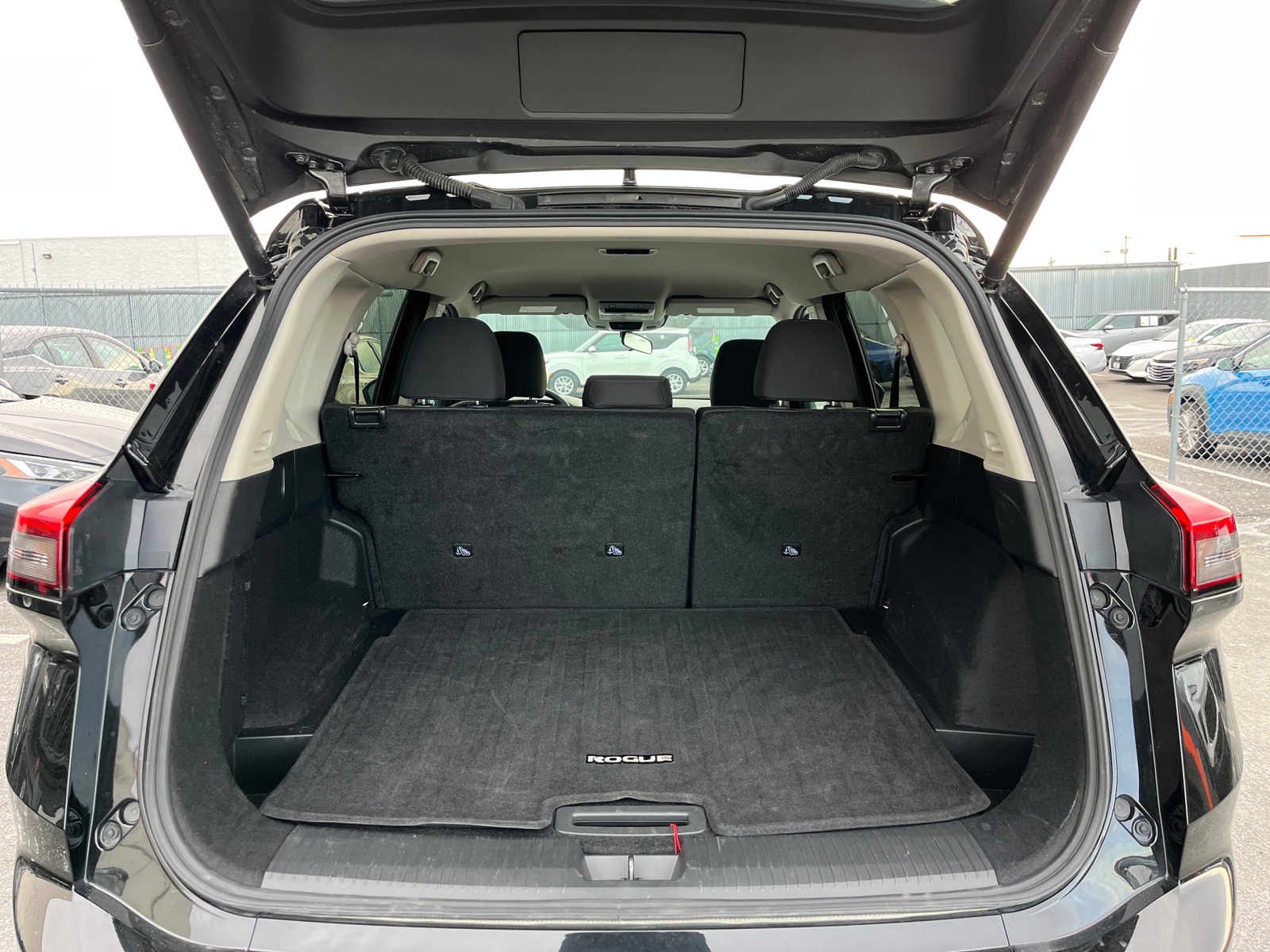 Thumbnail: 2025 Nissan Rogue - 6