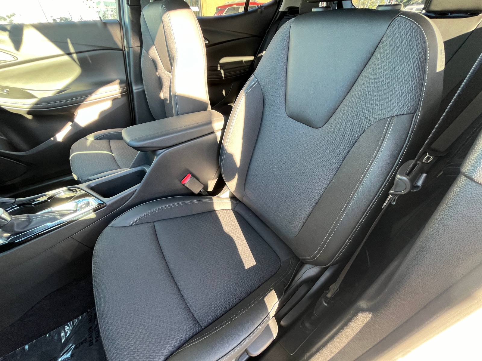 Thumbnail: 2025 Buick Encore GX - 2