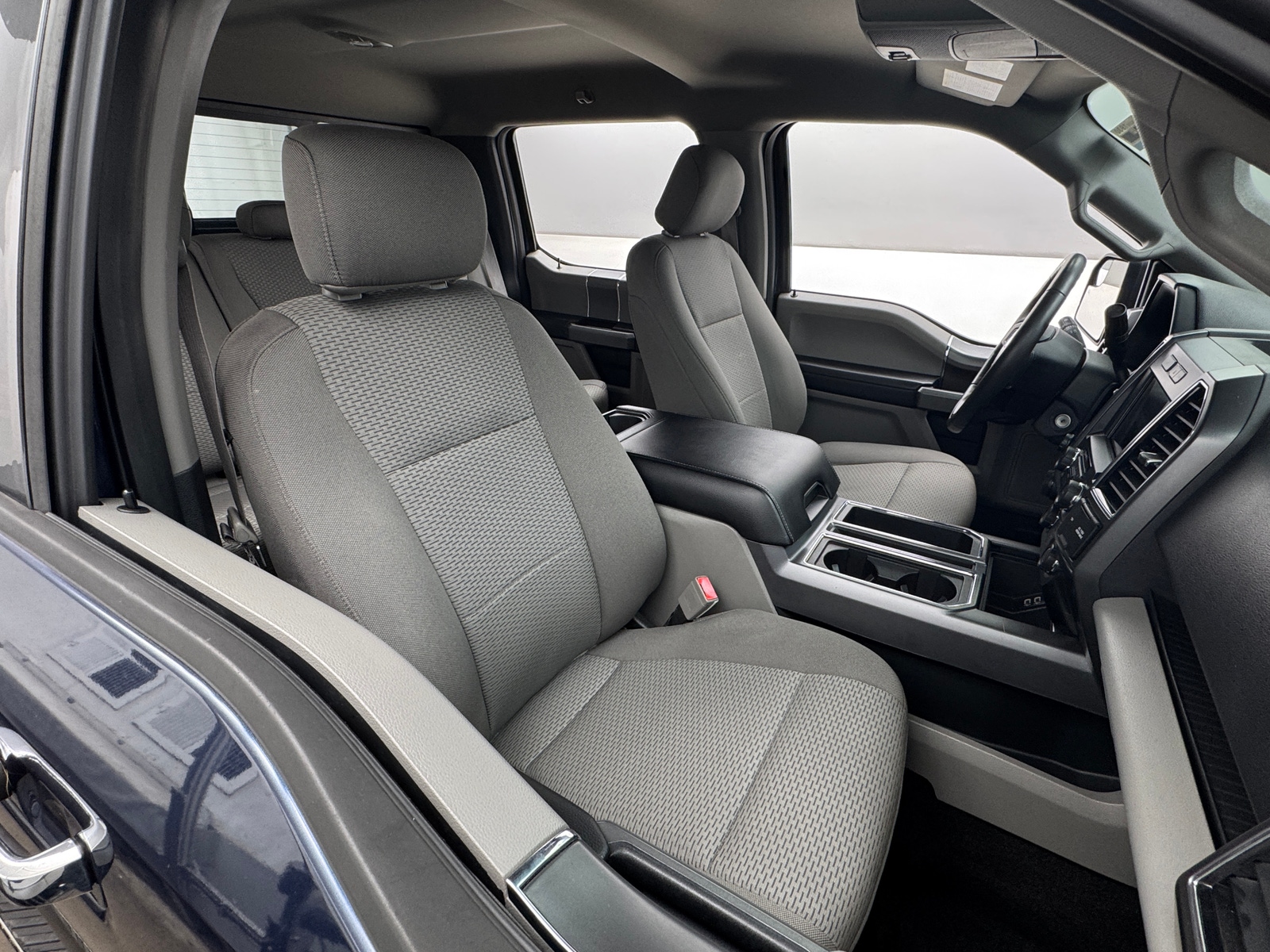 Thumbnail: 2018 Ford Econoline - 2