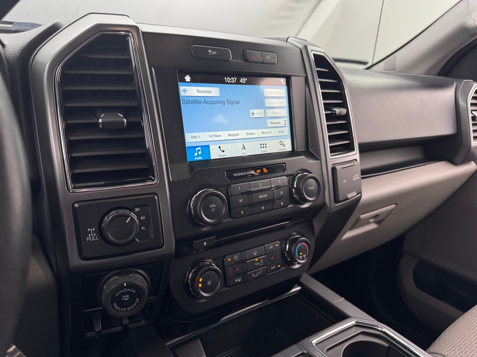 Thumbnail: 2018 Ford Econoline - 4