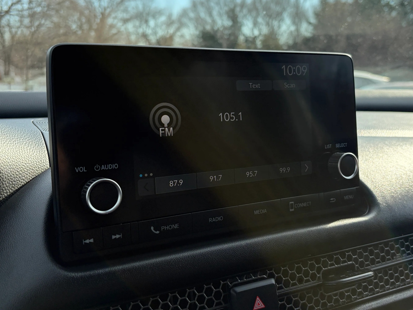 Thumbnail: 2025 Honda HR-V - 4