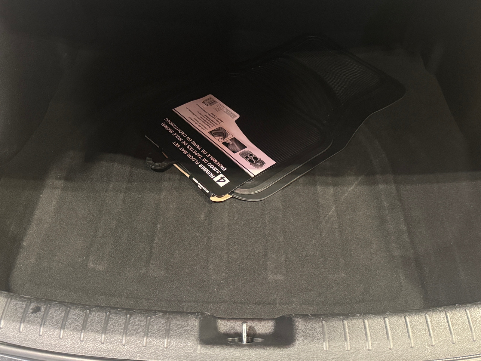 Thumbnail: 2024 Kia Forte - 7