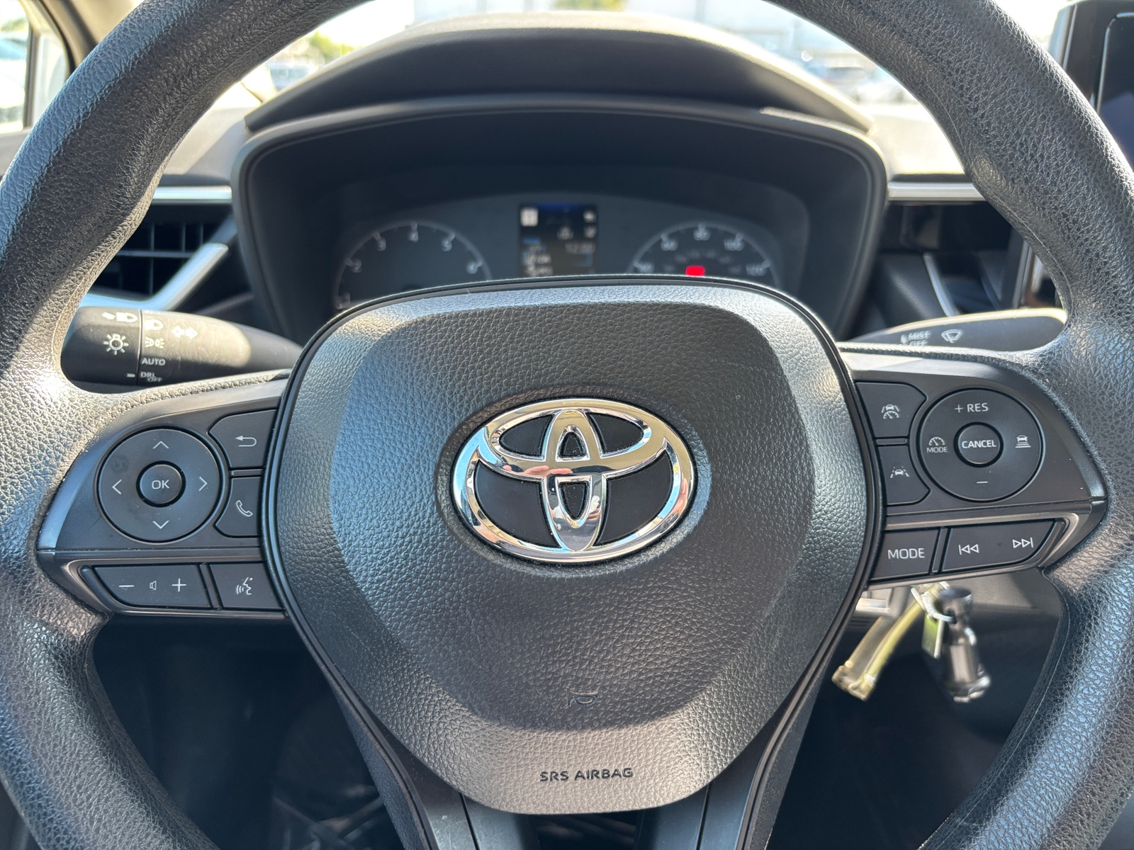 Thumbnail: 2025 Toyota Corolla - 5