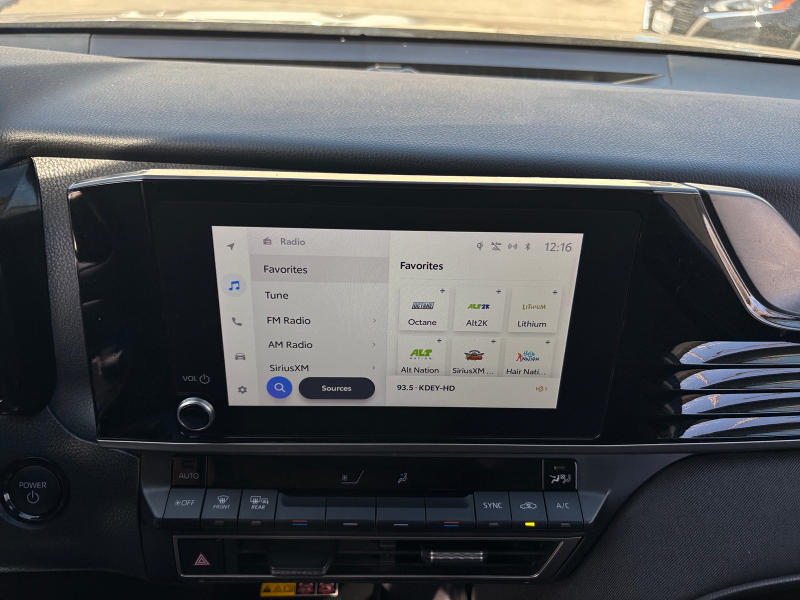 Thumbnail: 2025 Toyota Camry - 4