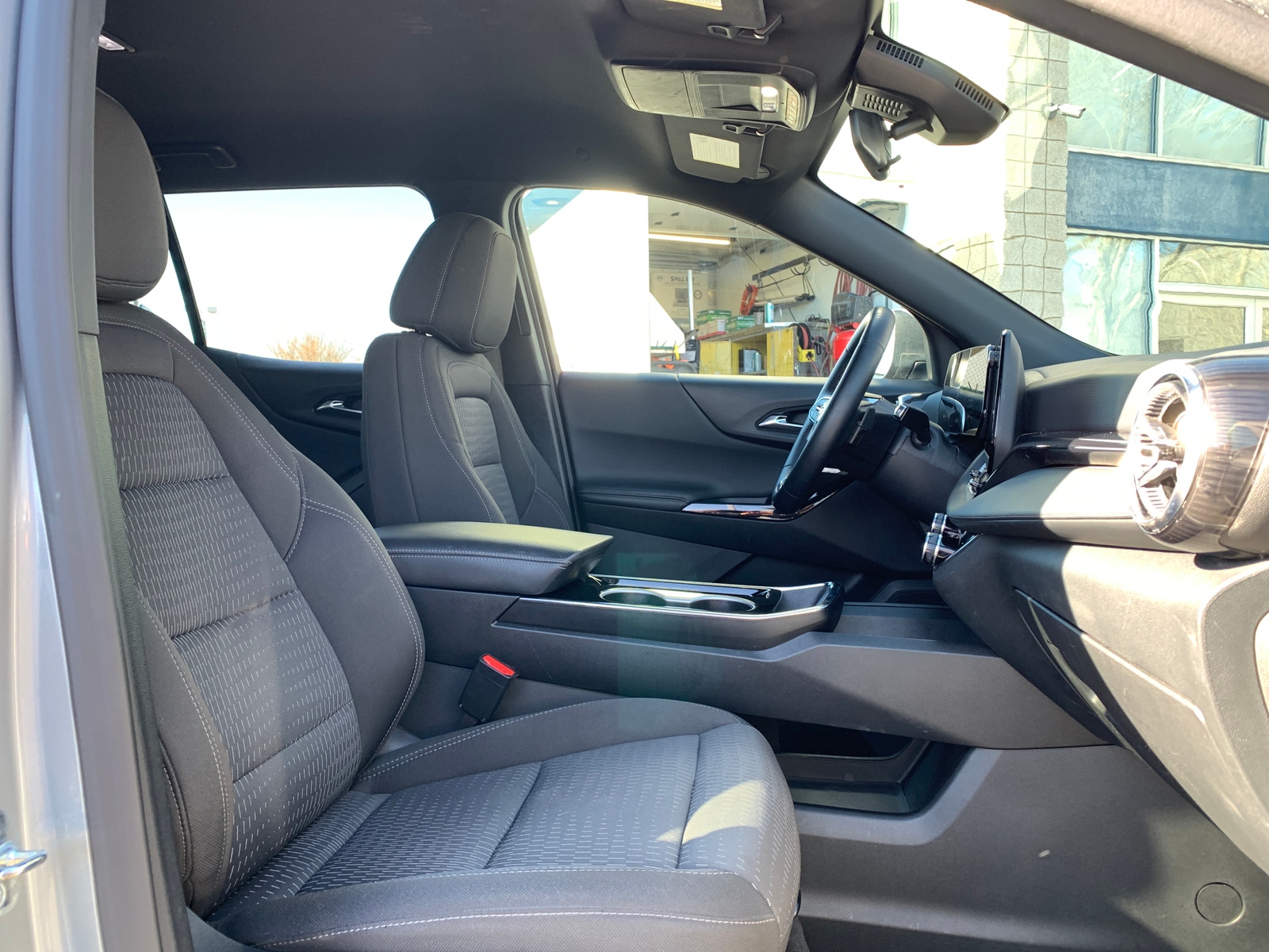 Thumbnail: 2025 Chevrolet Equinox - 2