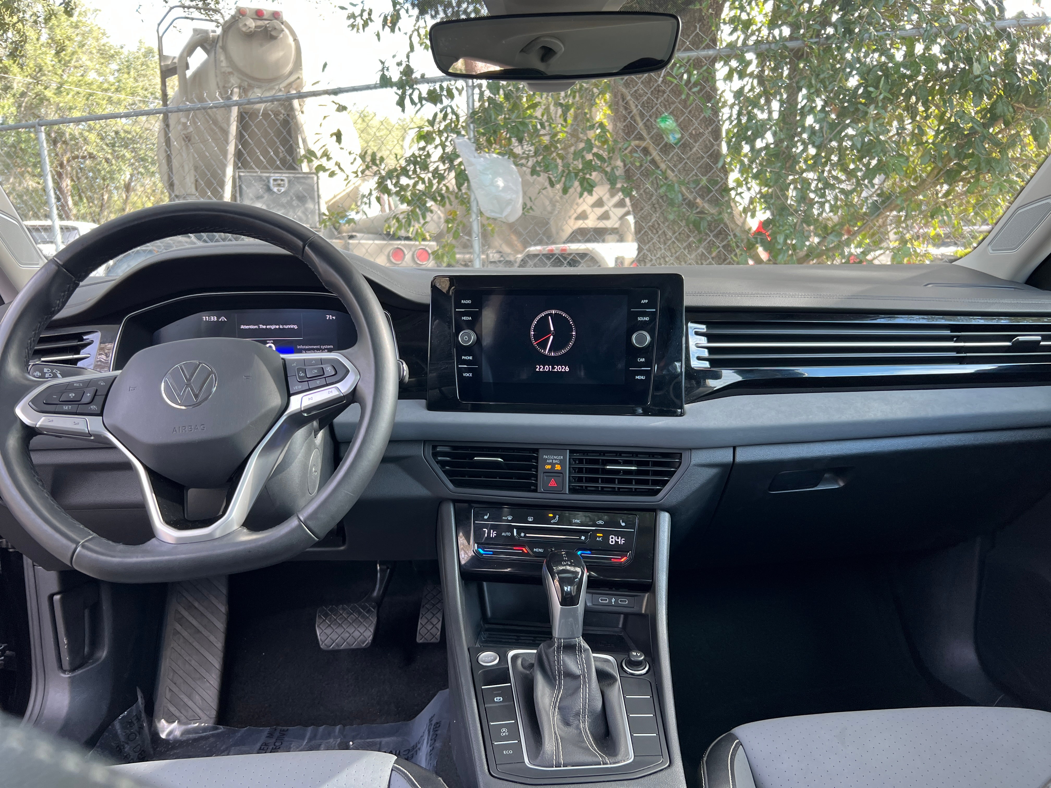 Thumbnail: 2025 Volkswagen Jetta - 3