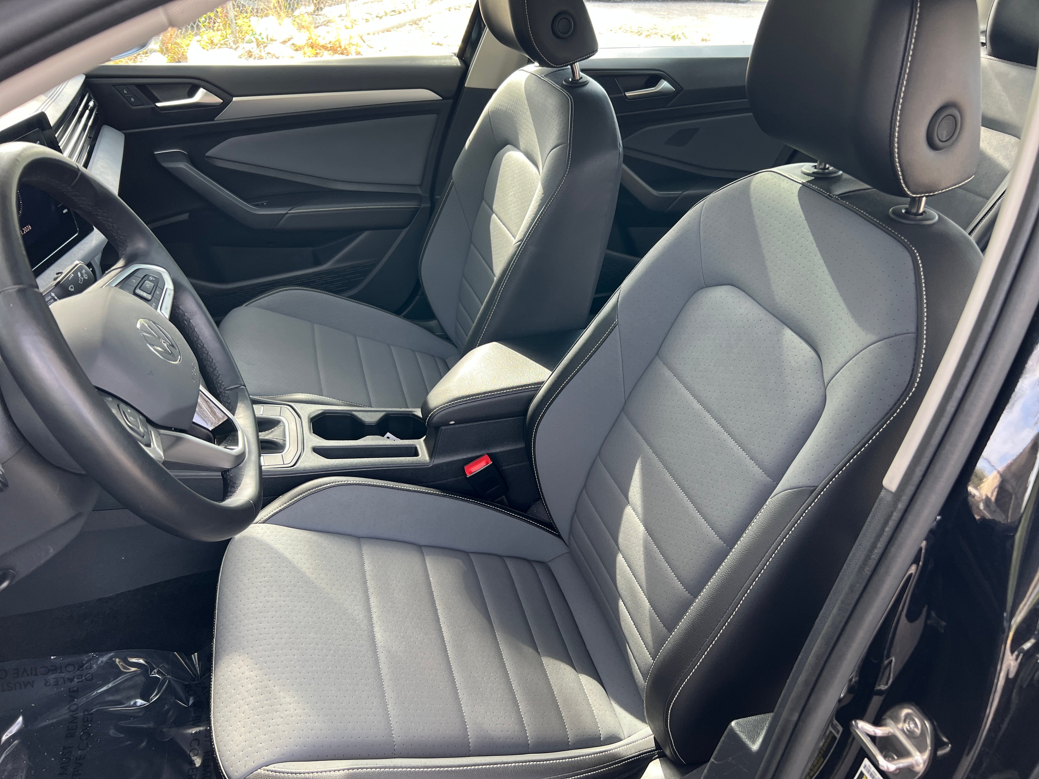 Thumbnail: 2025 Volkswagen Jetta - 2