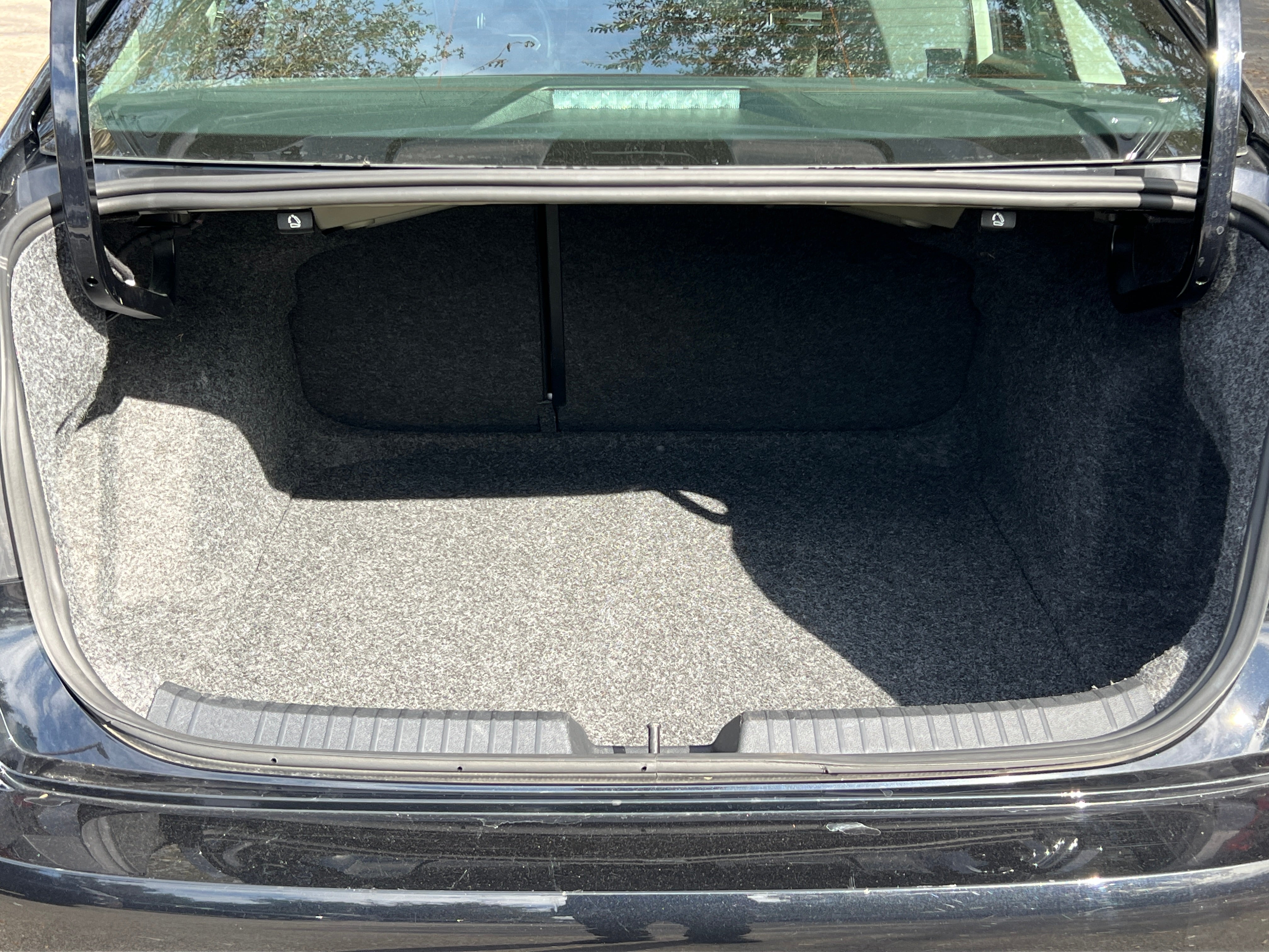 Thumbnail: 2025 Volkswagen Jetta - 4