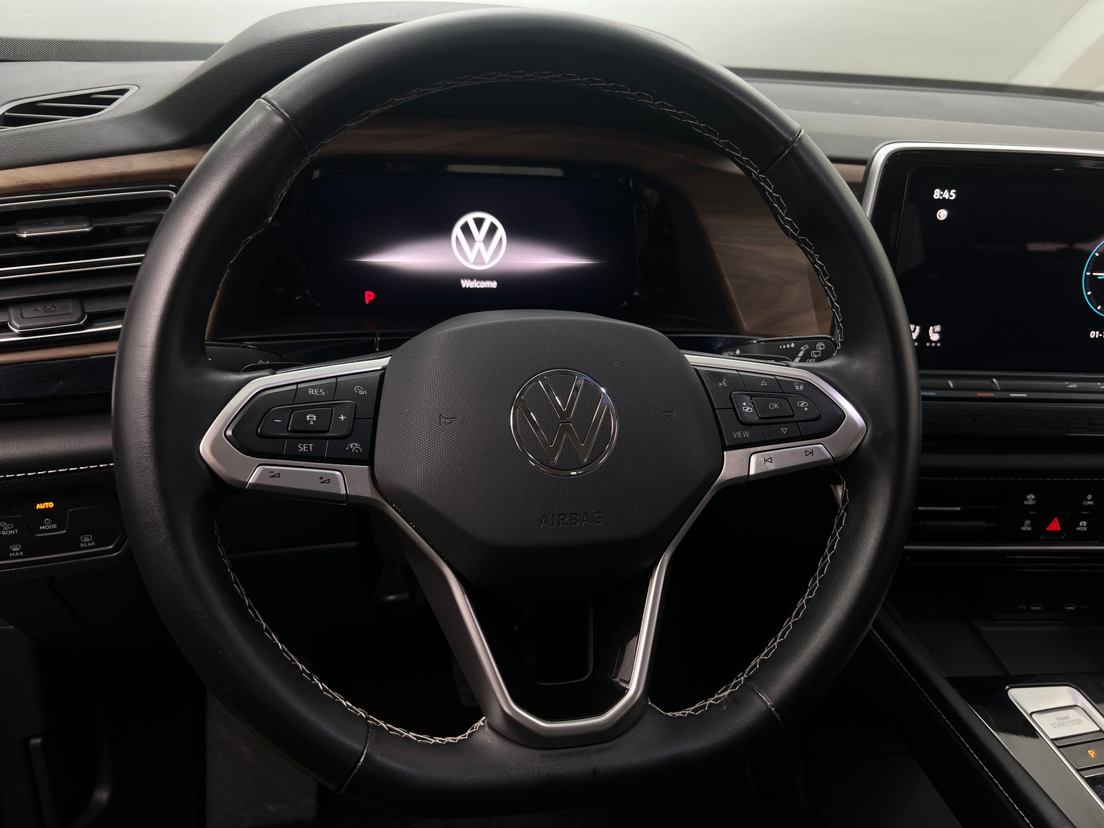 Thumbnail: 2024 Volkswagen Atlas - 4